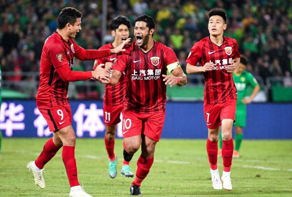 包含开拓者队主帅泰瑞·斯托茨成功续约留任球队的词条