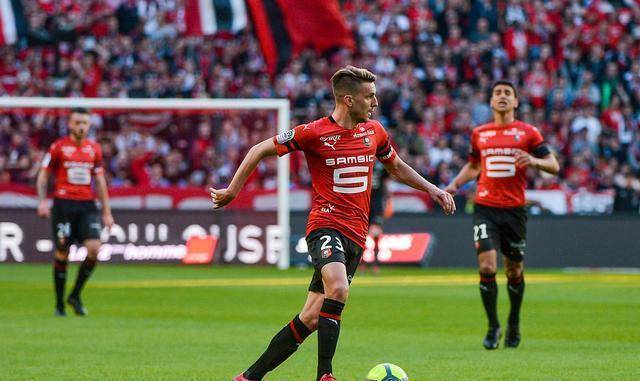 关于豪强交锋，火爆比赛场面渐进激烈，结果未卜的信息