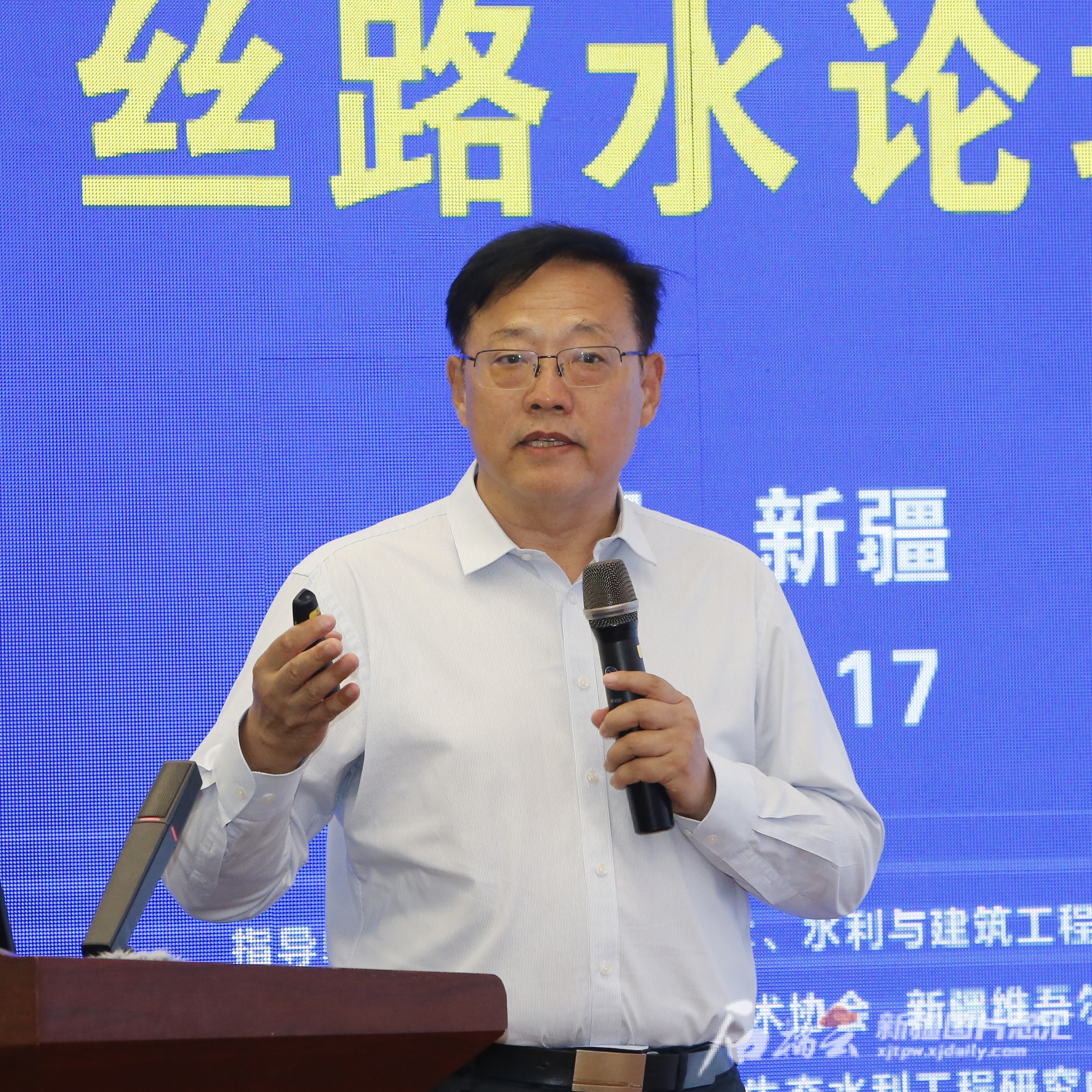 关于新疆队意外失利，遭遇争议纷呈围剿的信息