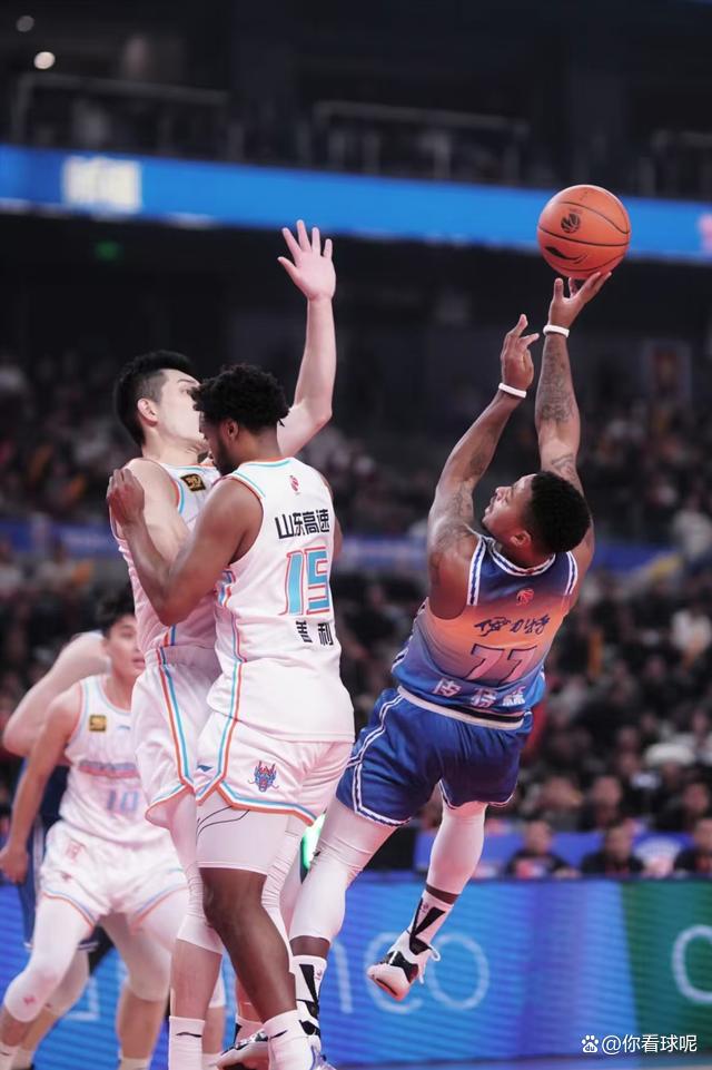 关于新疆队意外失利，遭遇争议纷呈围剿的信息