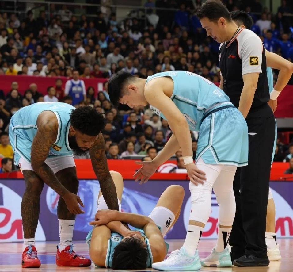 阿尔梅里亚客场全取三分，赢得关键胜利的简单介绍