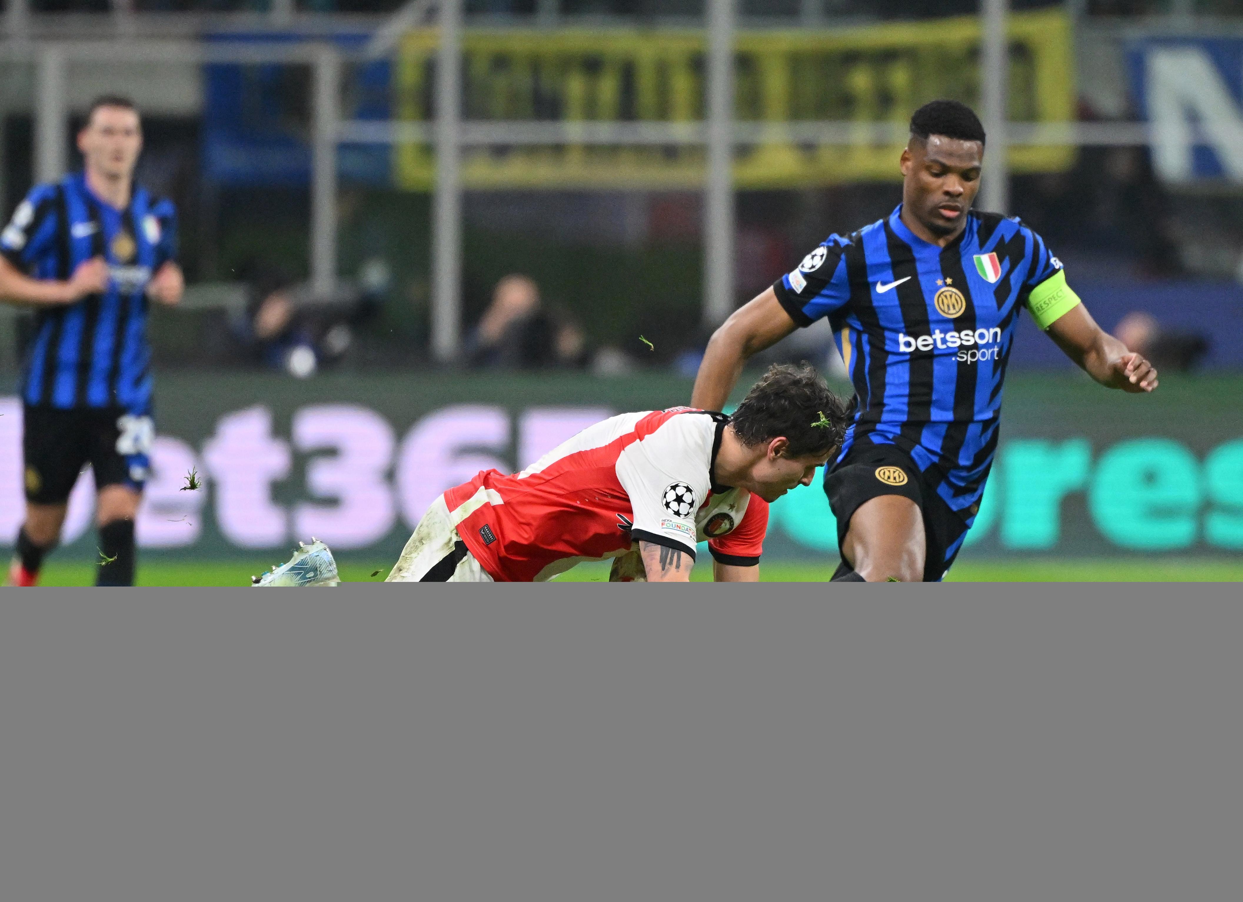 九游娱乐网站-包含国际米兰备战欧战，球队状态神勇备受期待的词条