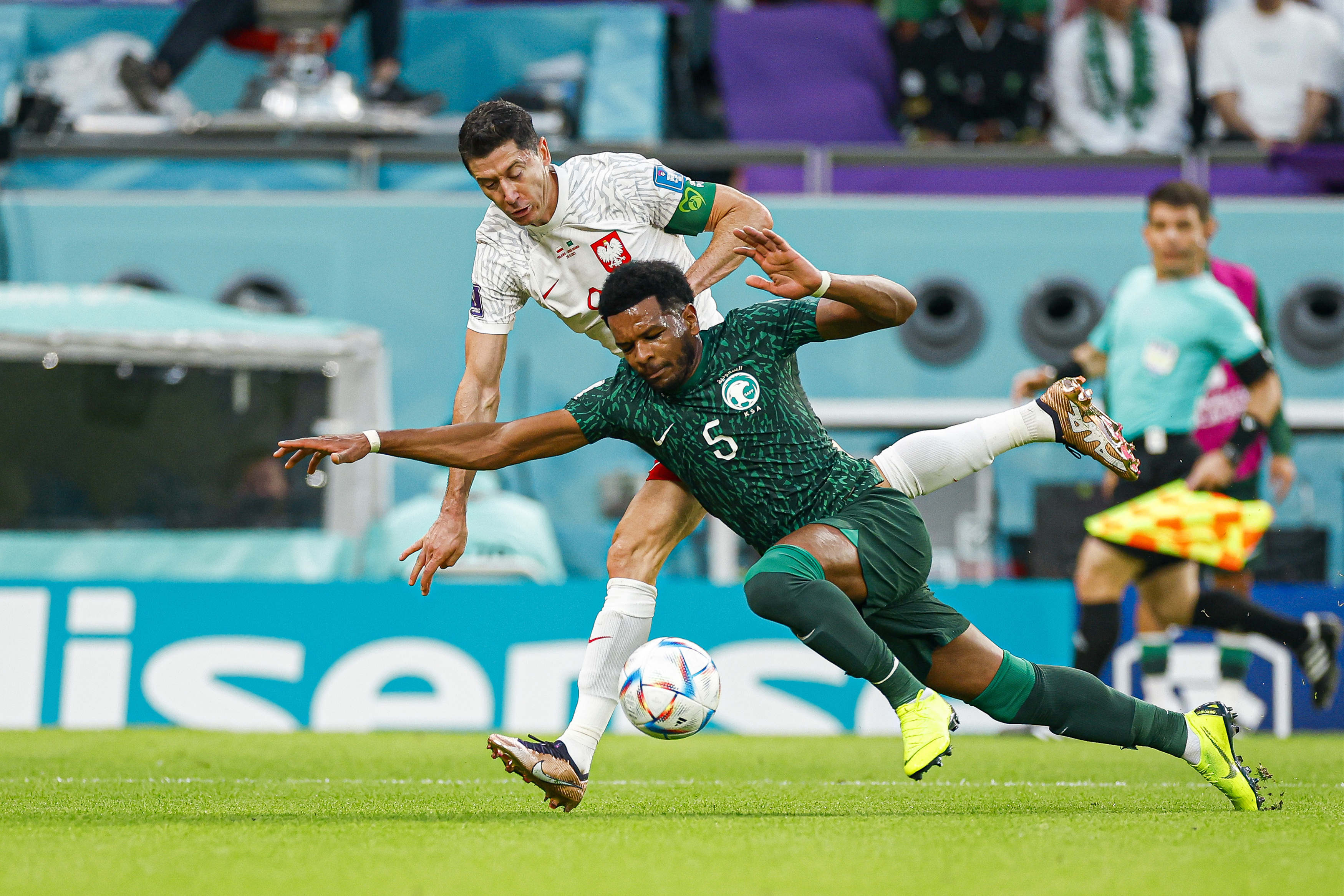 九游体育直播-沙特球队防守稳固，对手难以攻破