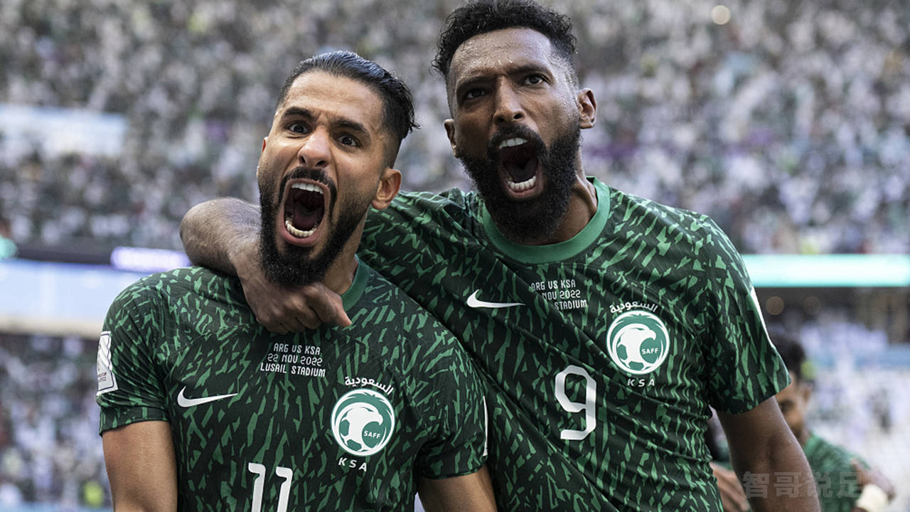 九游游戏-关于阿曼球队大比分取胜，亚洲杯赛事精彩绝伦的信息