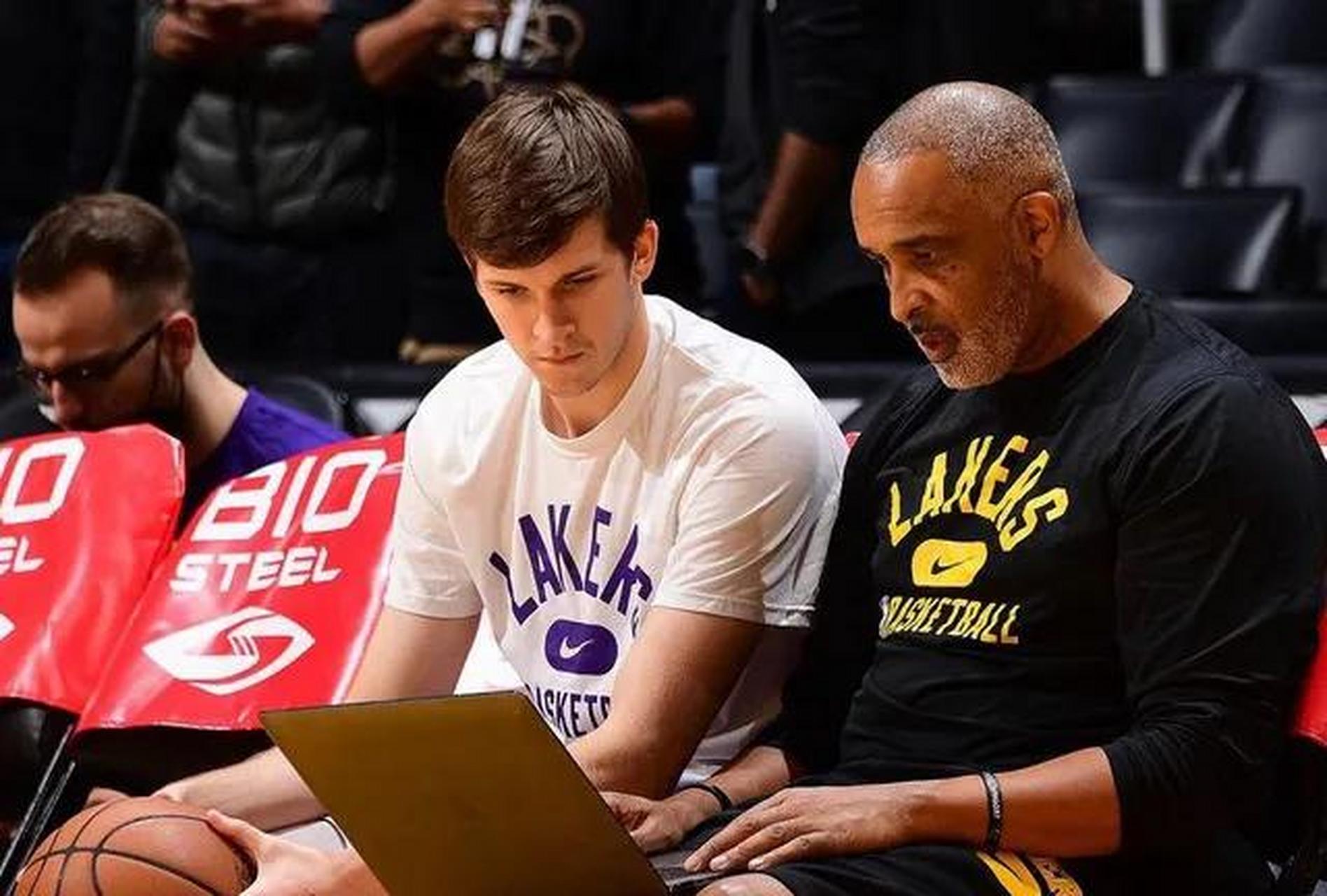 灰熊疯狂追分逆袭，震惊全场揭新帷幕的简单介绍