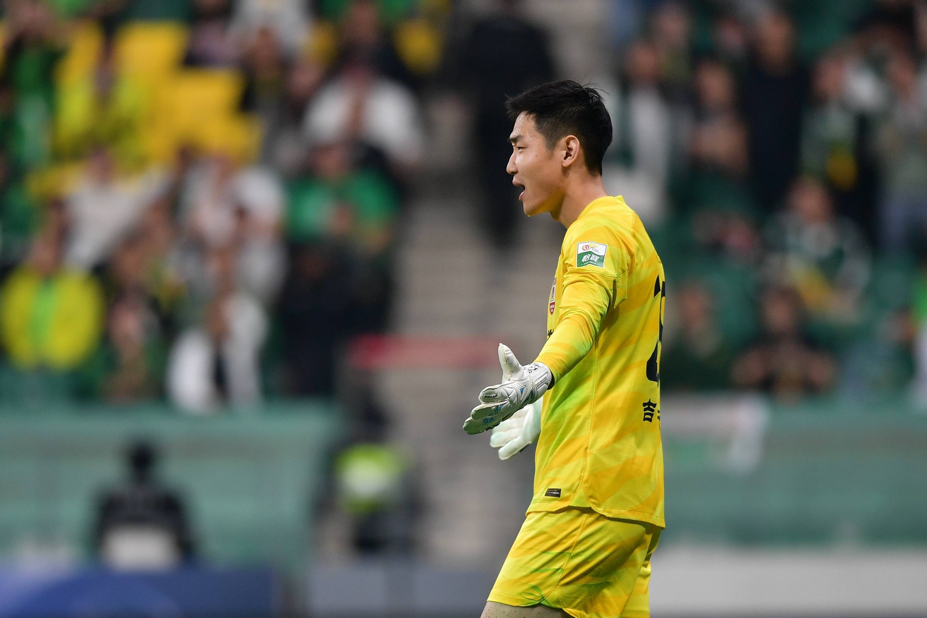 关于亚泰遭遇客场惨败，保级形势愈发严峻的信息