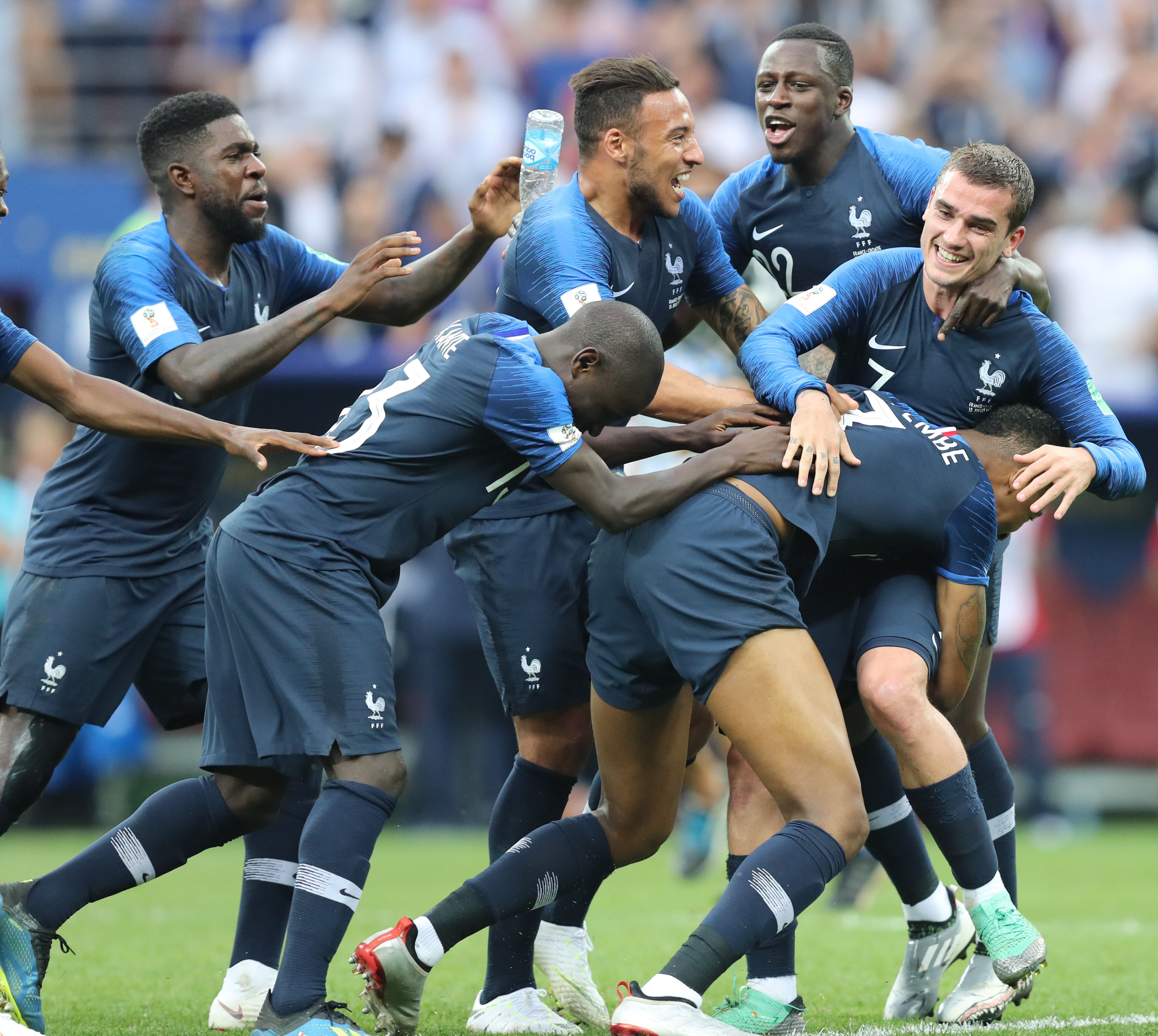 九游VIP-法国足球职业联赛竞争备受关注，全力备战的简单介绍