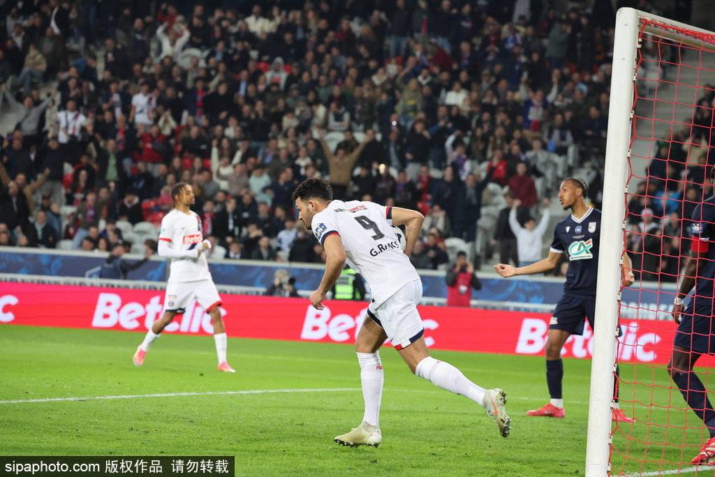 九游体育-巴黎圣日耳曼中锋进球效率极高，值得关注