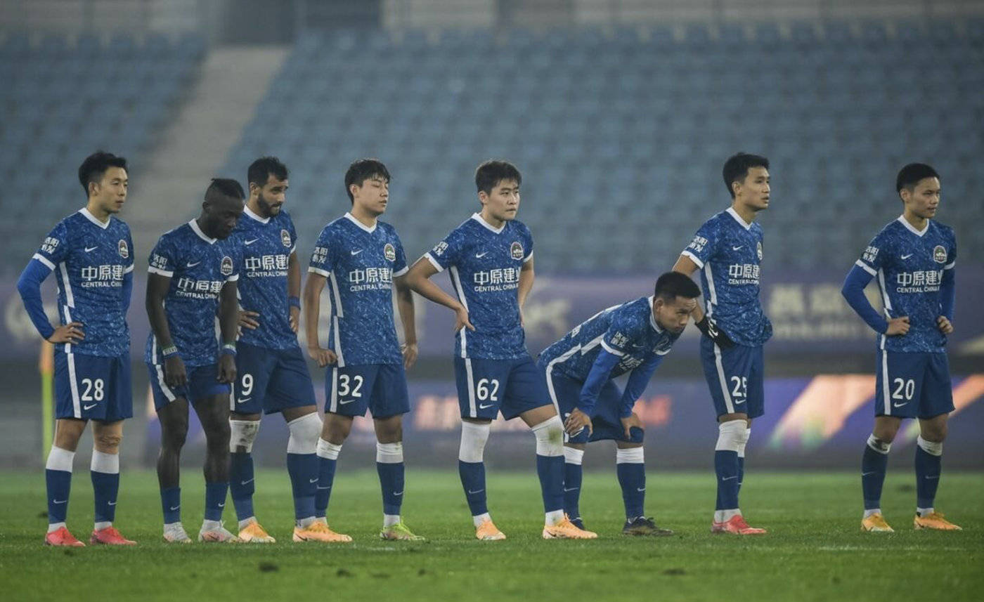 重点位置缺人难以填补，球队需紧急处理