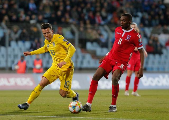 克罗地亚队大获全胜成功晋级