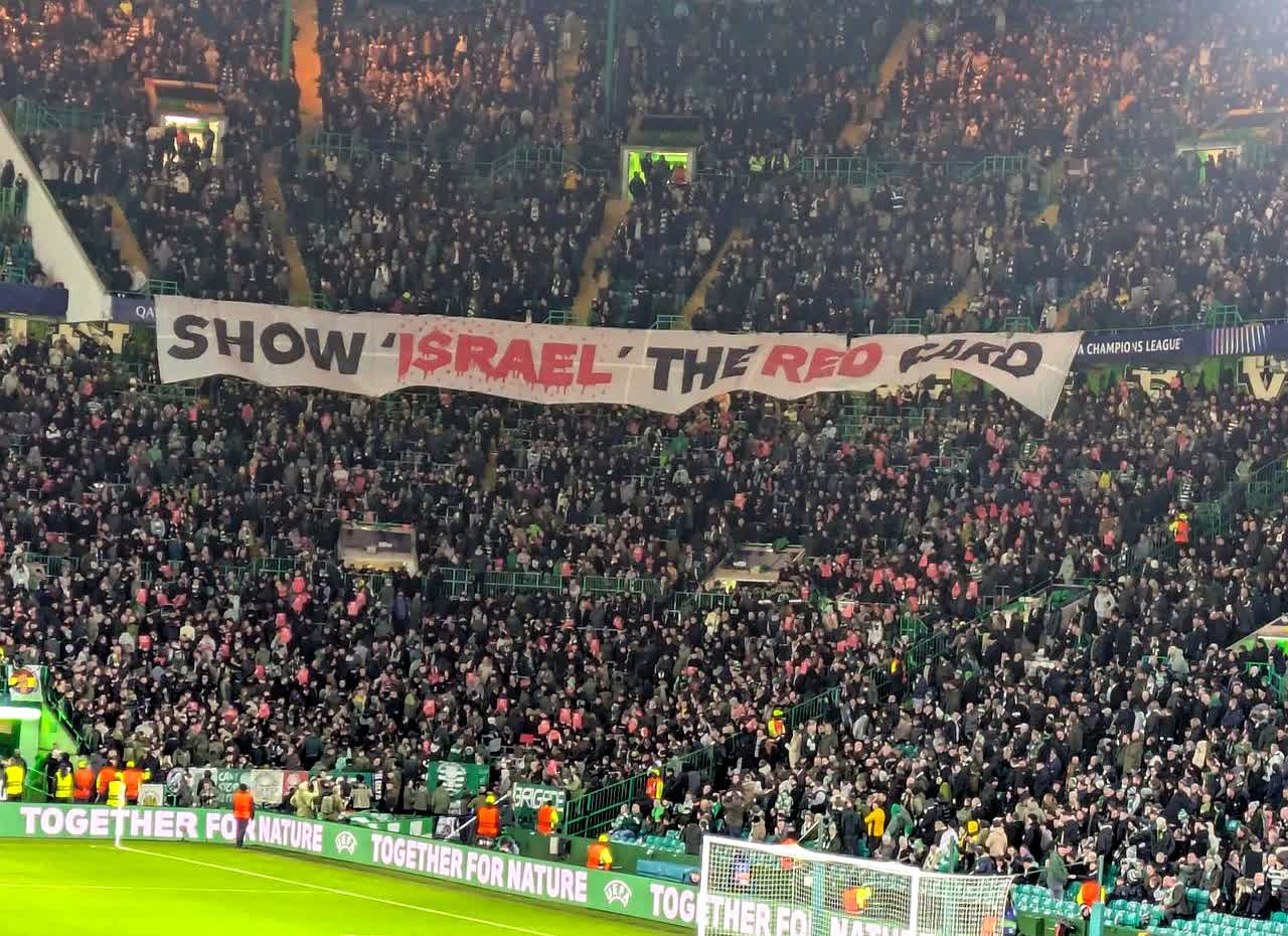 关于欧冠预选赛惊险解局，球迷现场欢呼的信息