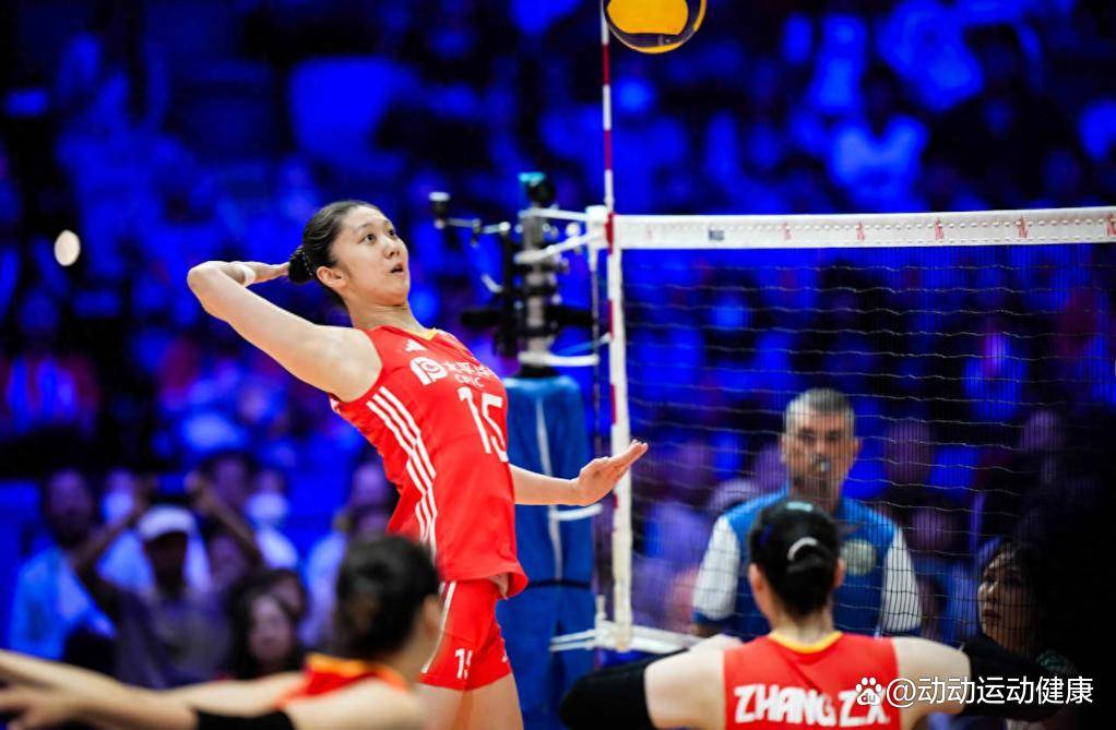 包含华力士中卫获赞，展现出色防守实力的词条