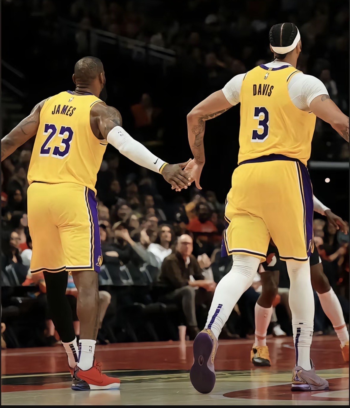 NBA总决赛迎来激烈对决，焦点十足