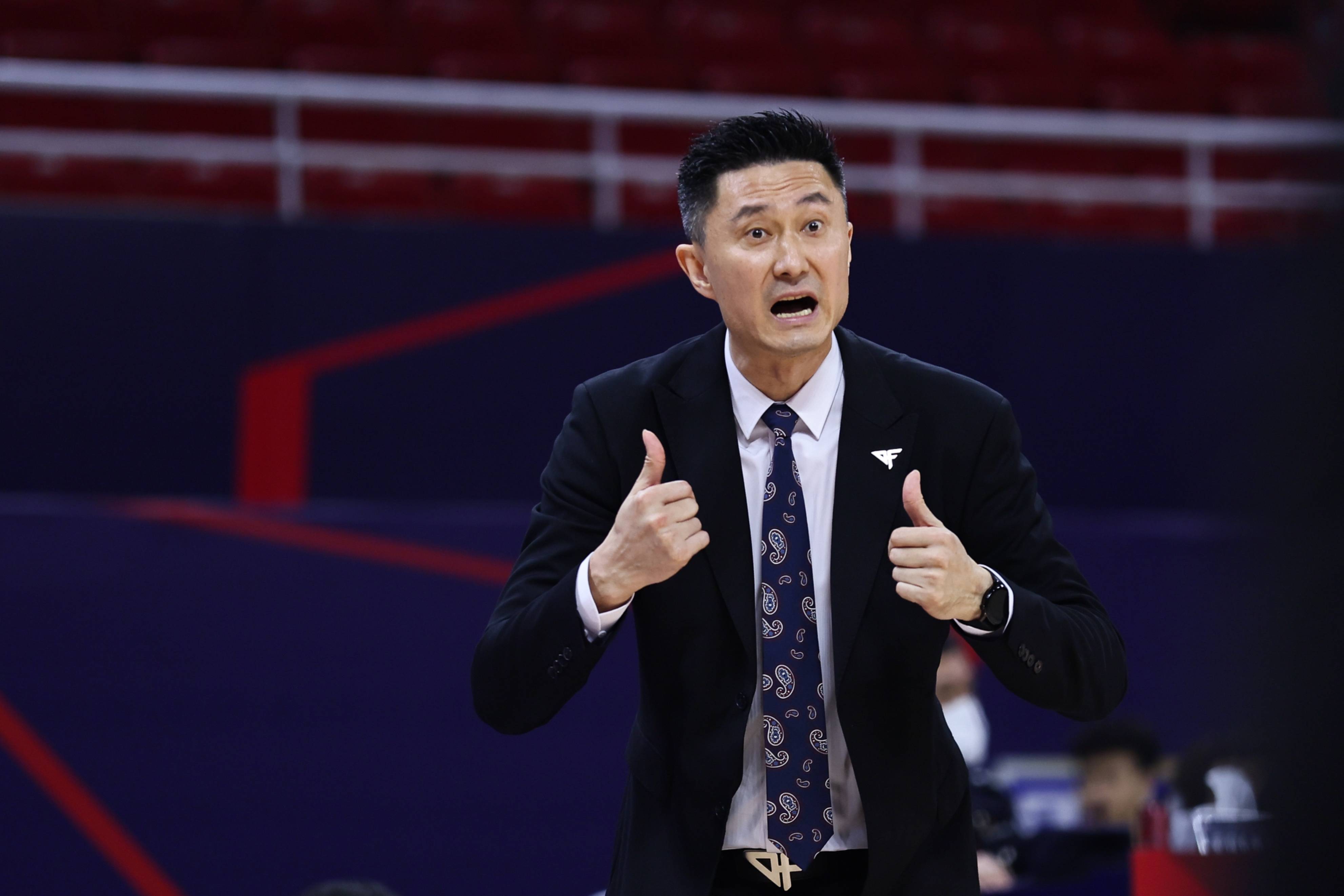 关于球队副队长接受专访，展望新赛季展望的信息