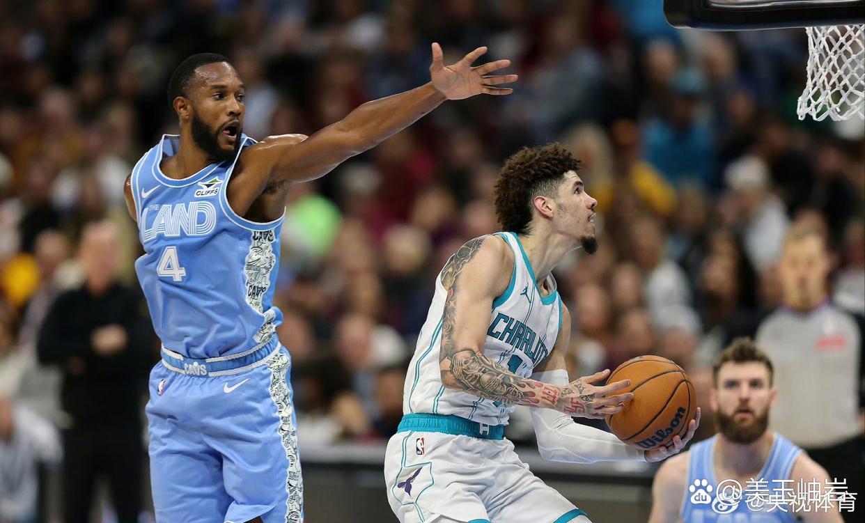 塞克希斯坦队在比赛中反超对手，取得胜利