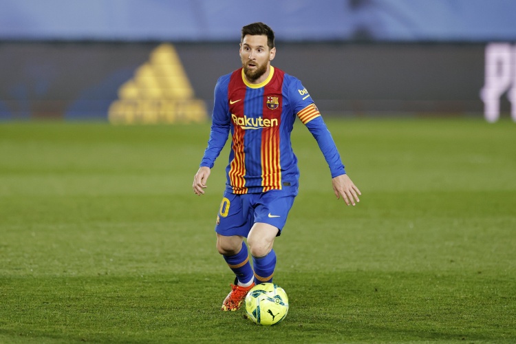 梅西速攻得手，巴萨荣耀重现求胜心切