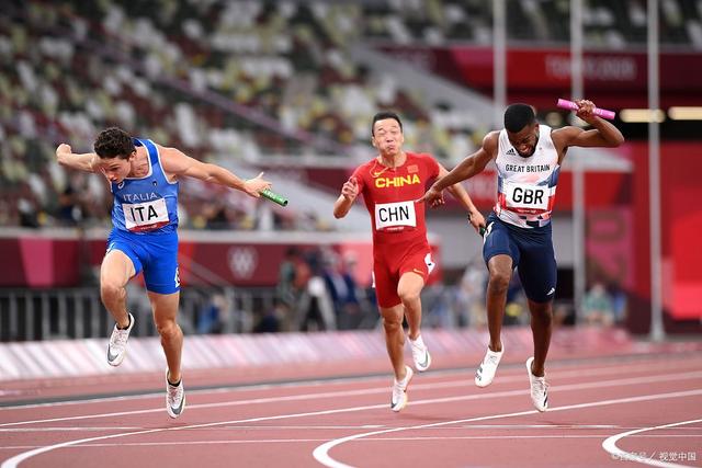短跑选手速度惊人，刷新世界纪录