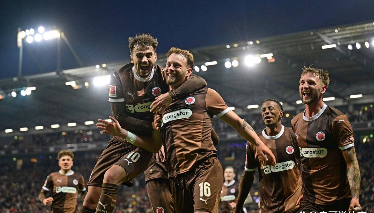 激情碰撞！球员们奋力拼搏争夺胜利