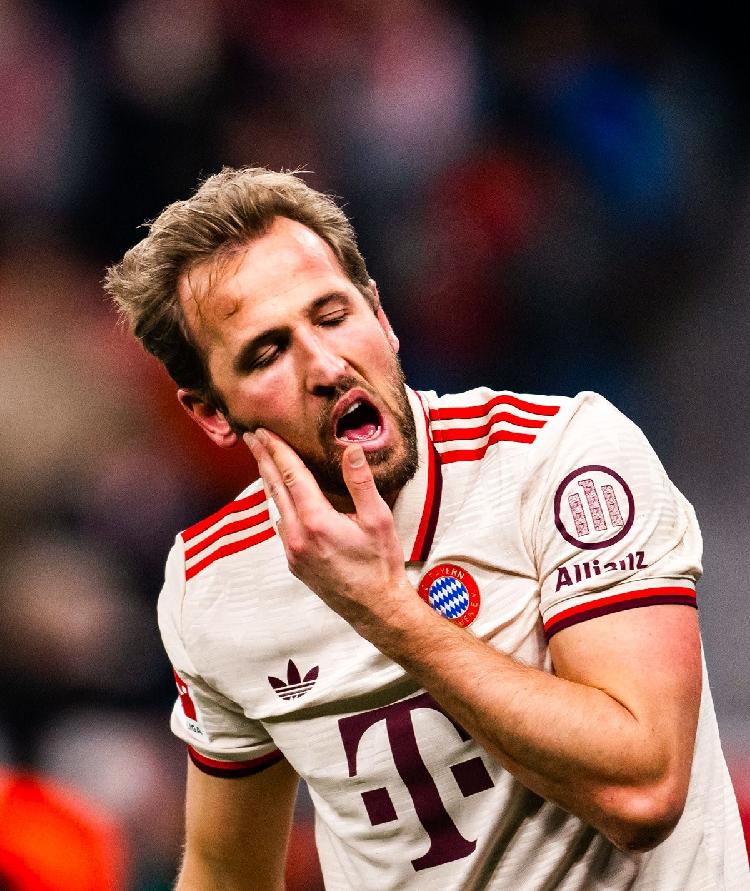 勒沃库森战平强敌，表现稳健