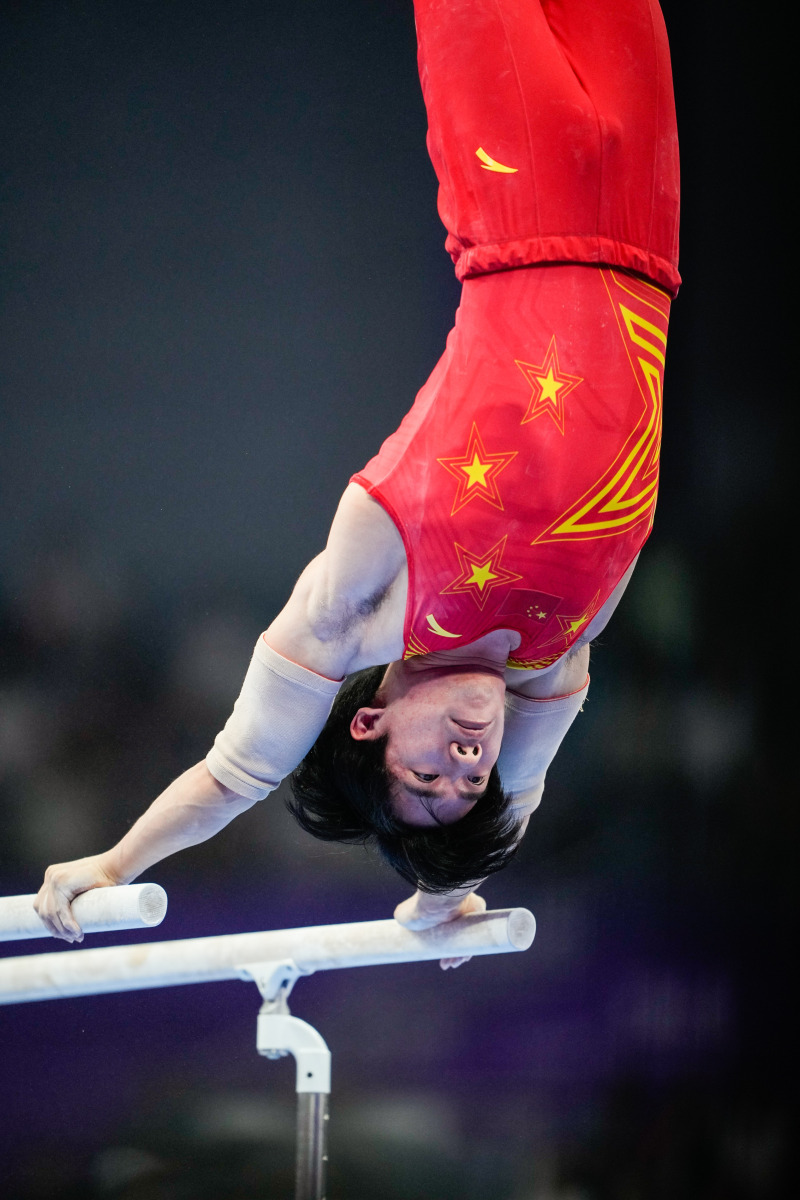 九游官网-亚洲冠军表现超群，赢得全场掌声