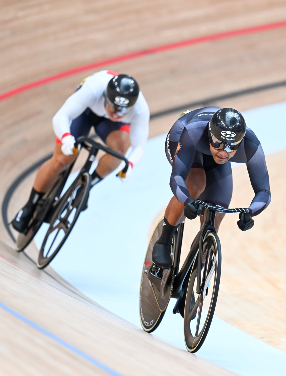 九游体育官方入口-包含荷兰选手勇夺自行车赛金牌，速度惊人的词条