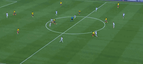 九游app下载-足球比赛中的华丽技术让人赞叹