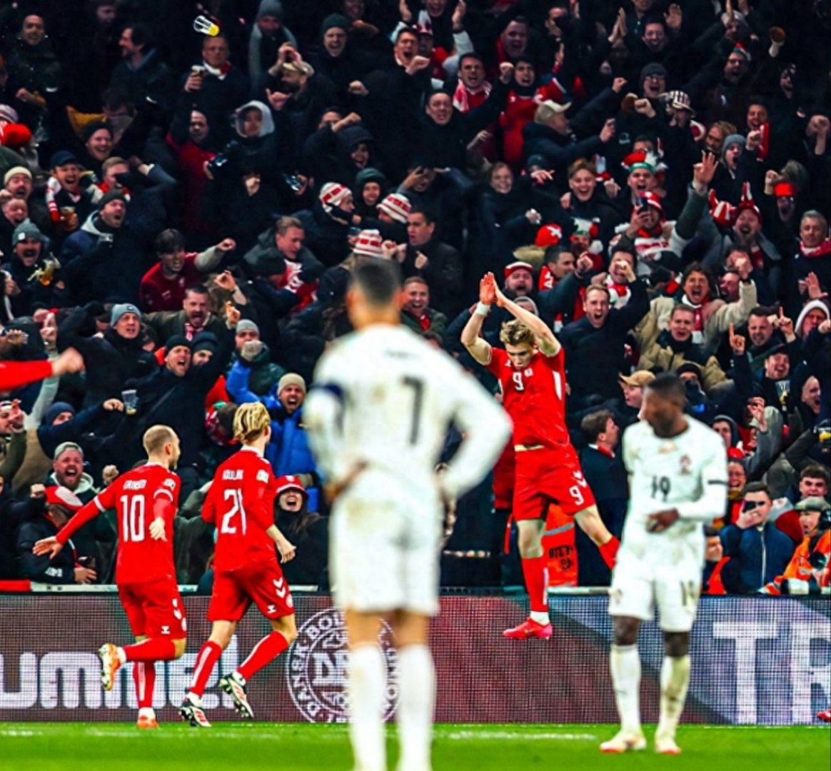 波兰队成功战胜丹麦队挺进半决赛