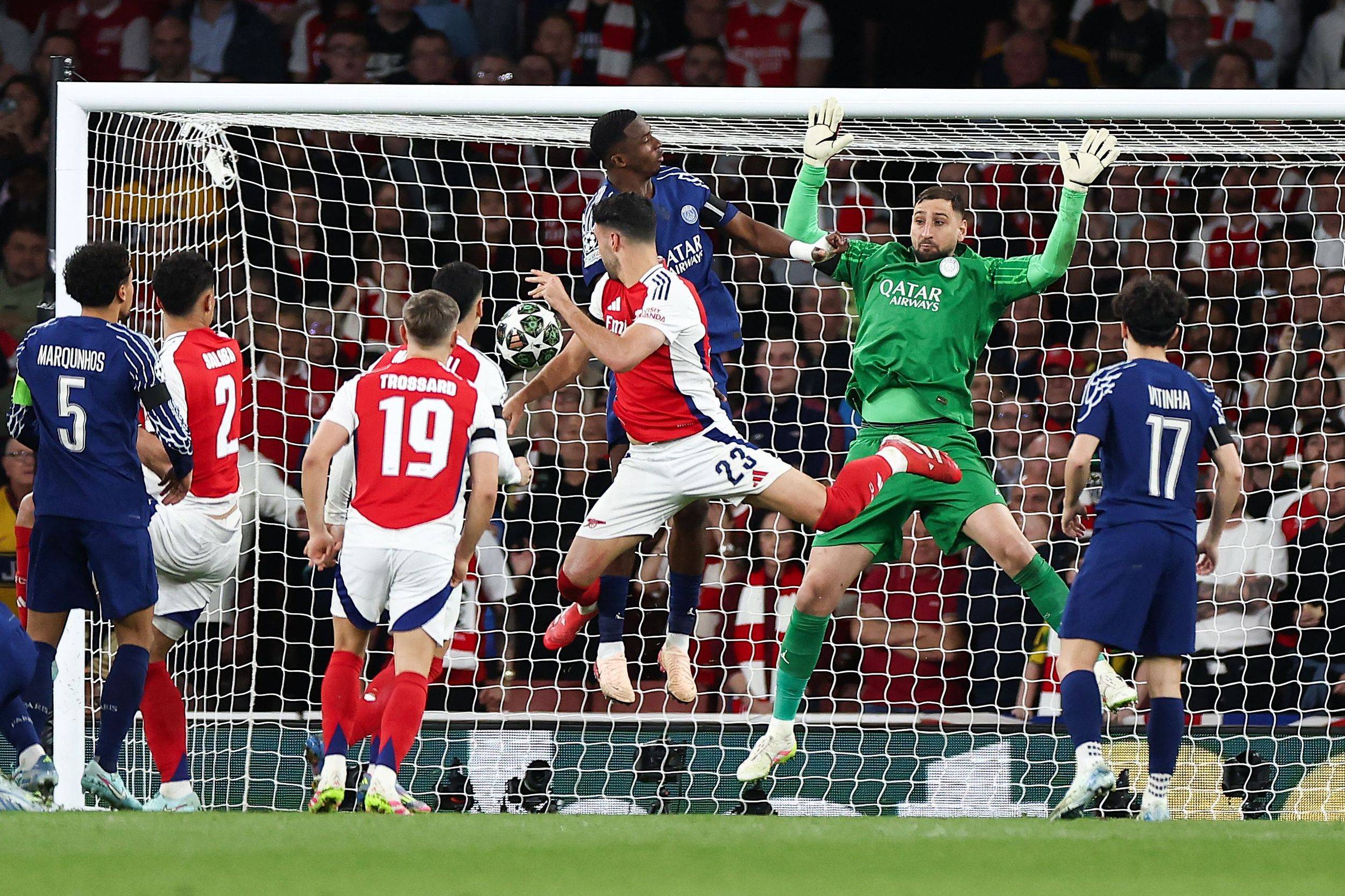 伯恩利客场逼平阿森纳，继续保持不败的简单介绍