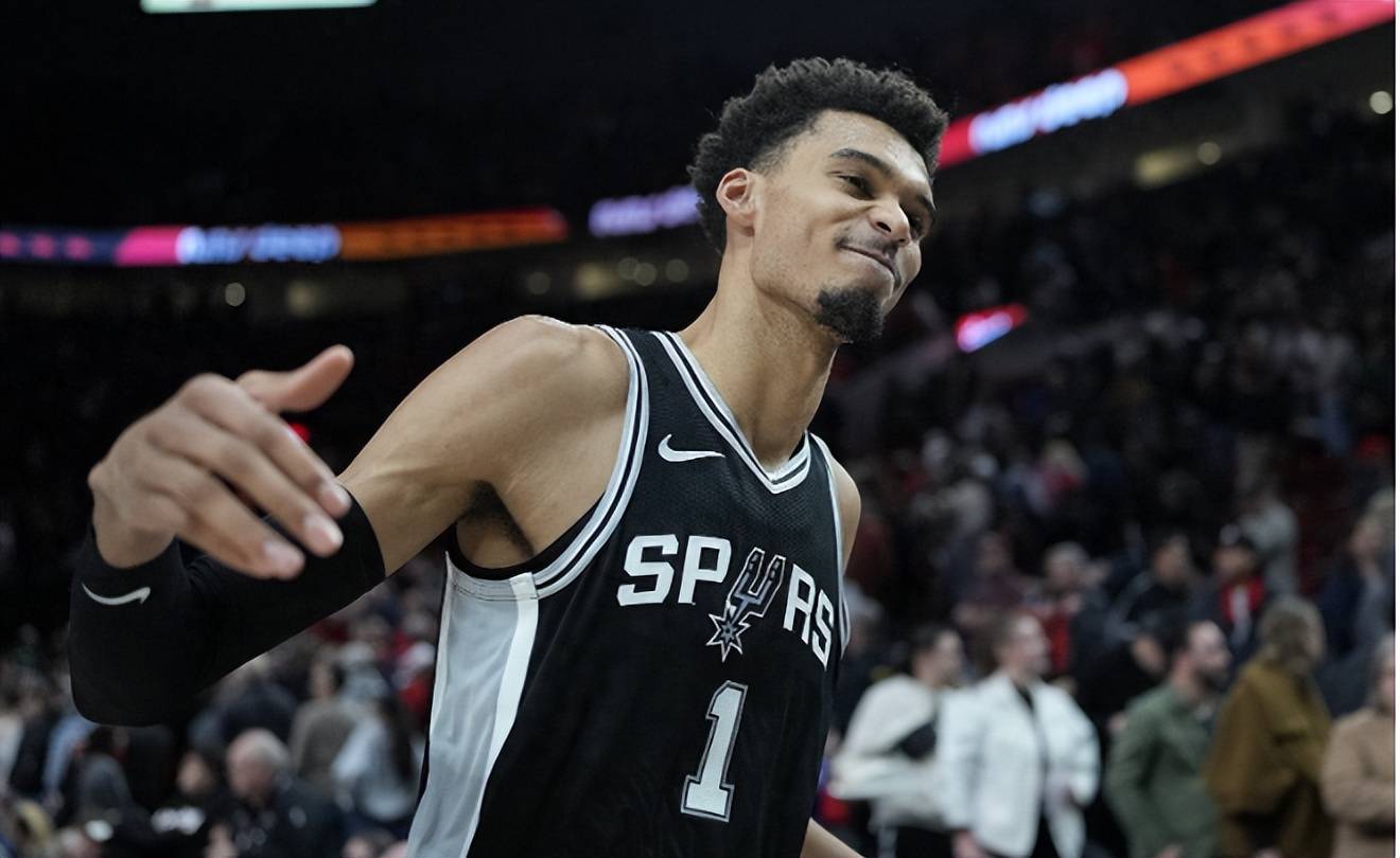 九游娱乐网页-加拿大篮球年轻球员崭露头角