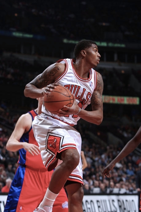 九游娱乐官方网站-公牛战胜开拓者，拉文状态火爆的简单介绍