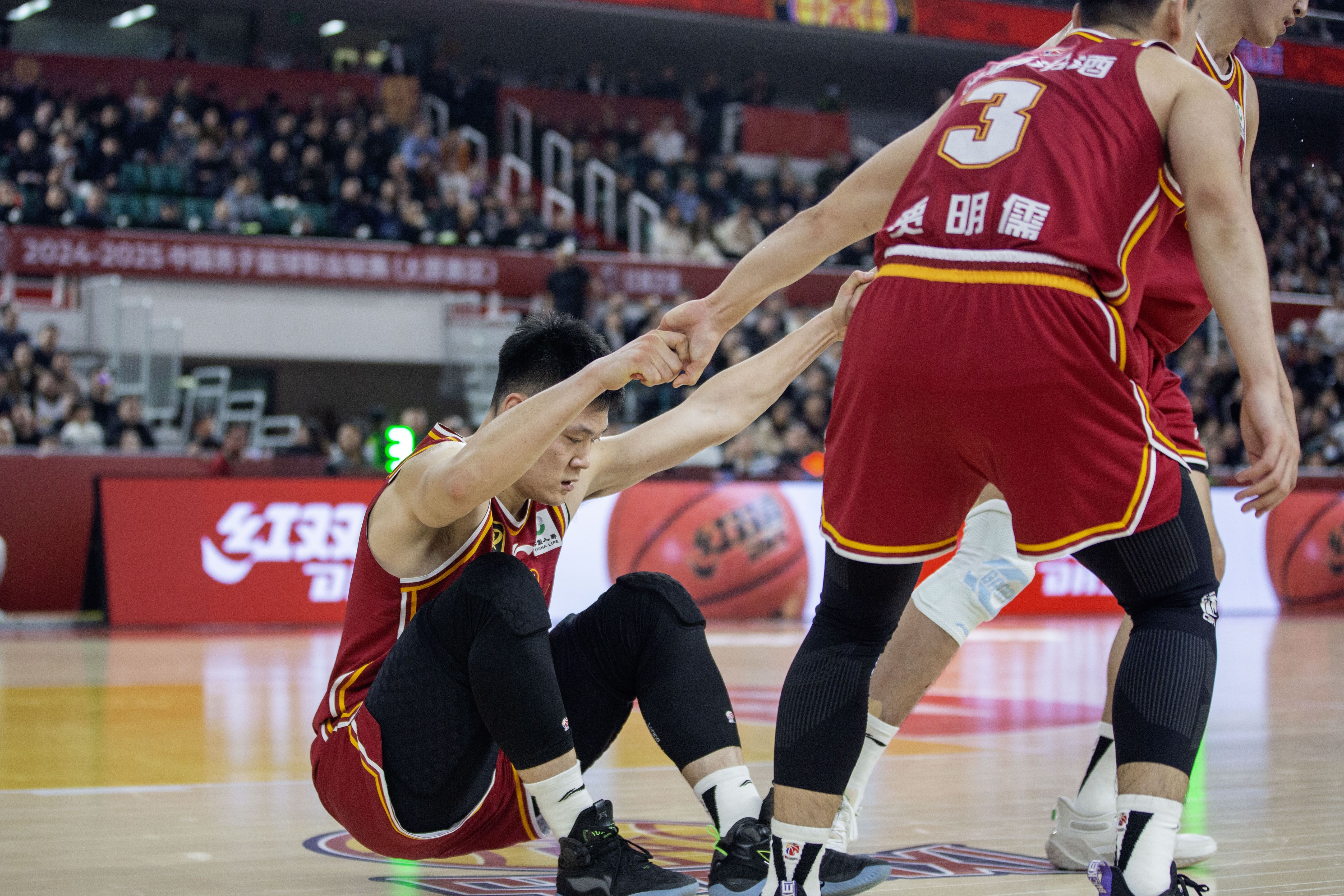 九游体育平台-关于山西队艰难逆袭，惊险战胜上海男篮的信息