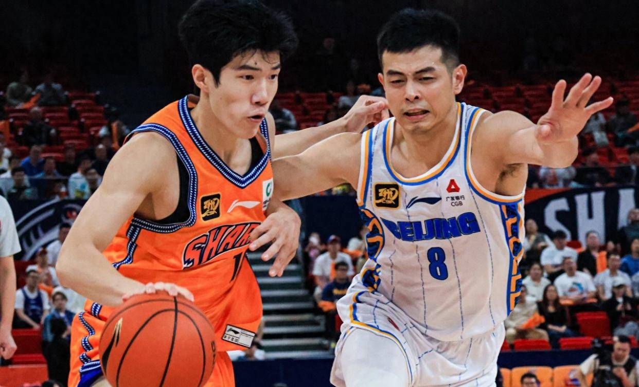 上海队全队发挥出色，击败对手晋级