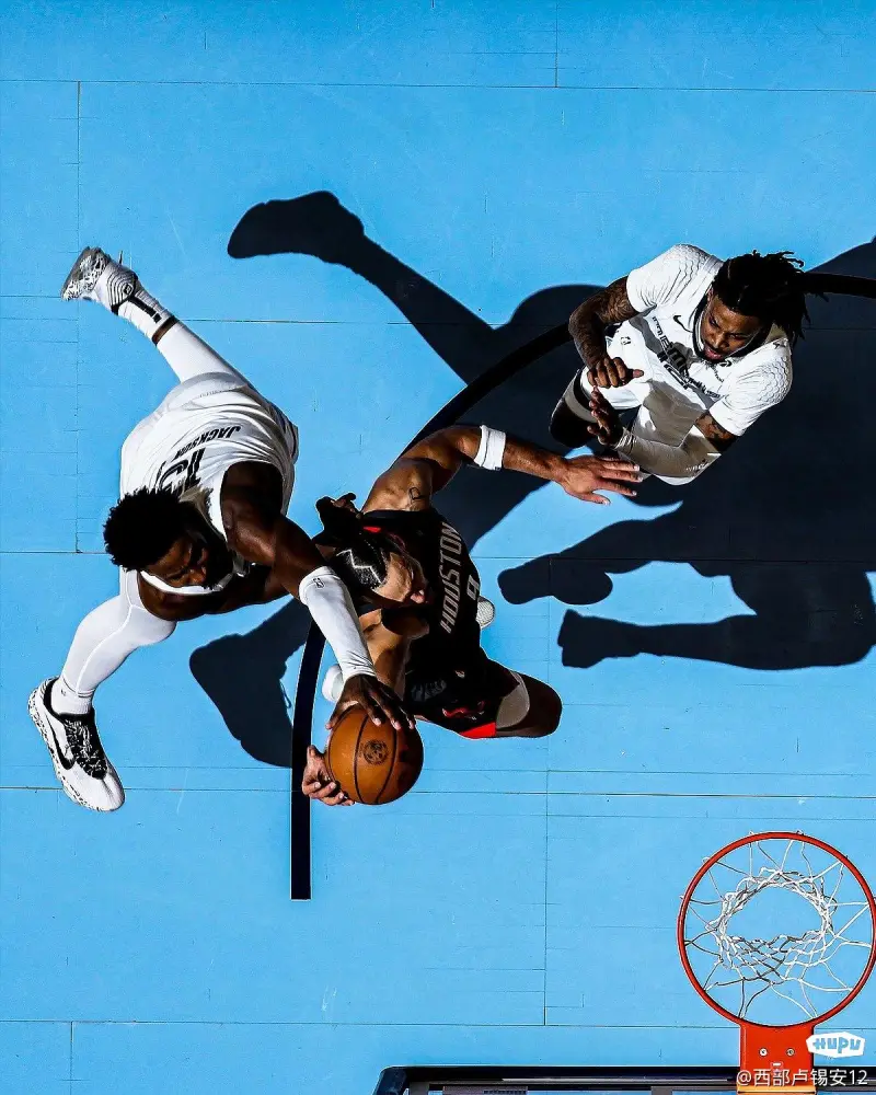 九游体育官方入口-灰熊队打出精彩进攻，将对抗性能提升至极致