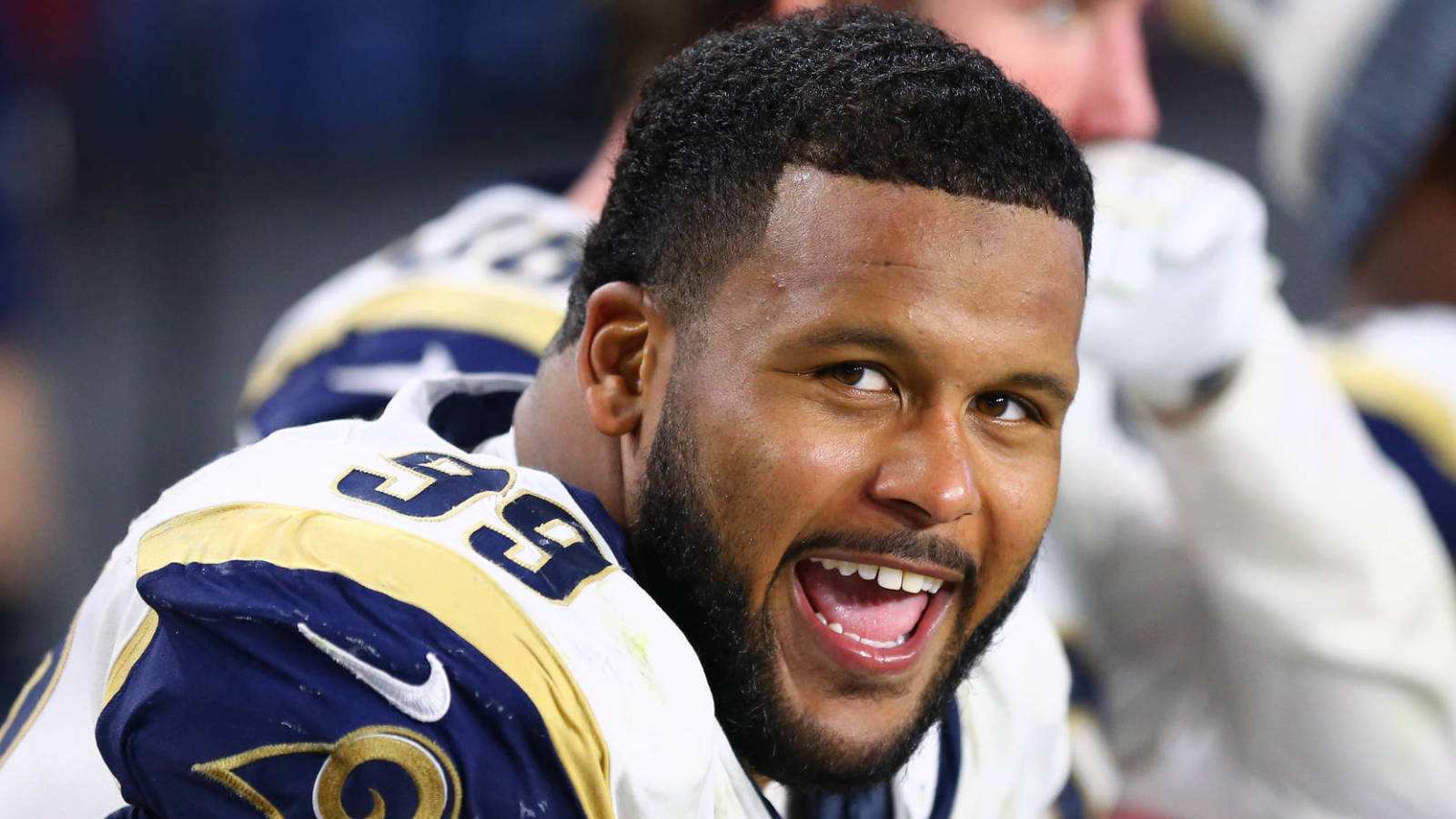 9you娱乐-精彩的进攻战术令球迷赞叹不已