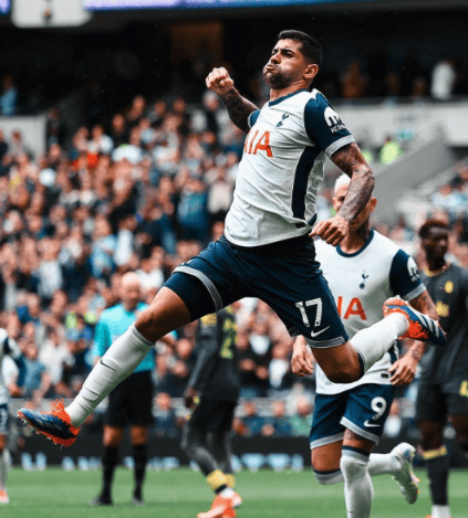 热刺主力核心受伤，球队团结应战苦战，战胜困境的简单介绍