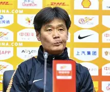 九游体育平台-球场上风云变幻，胜利之路任重道远