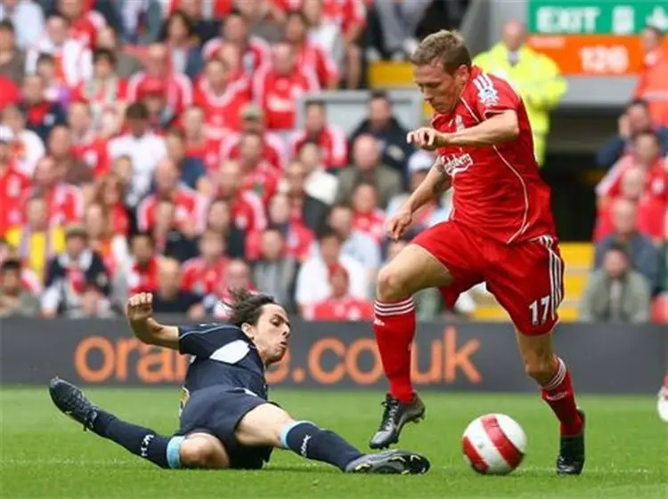 队内内讧频发，西汉姆比赛亏大的简单介绍