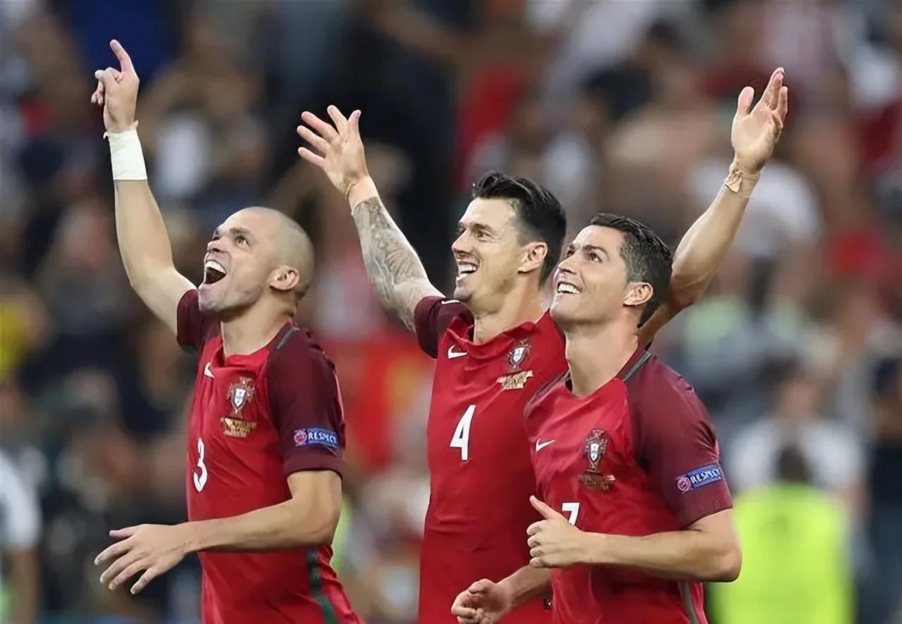 九游体育-葡萄牙VS乌克兰：欧洲杯预选赛硬仗一场的简单介绍