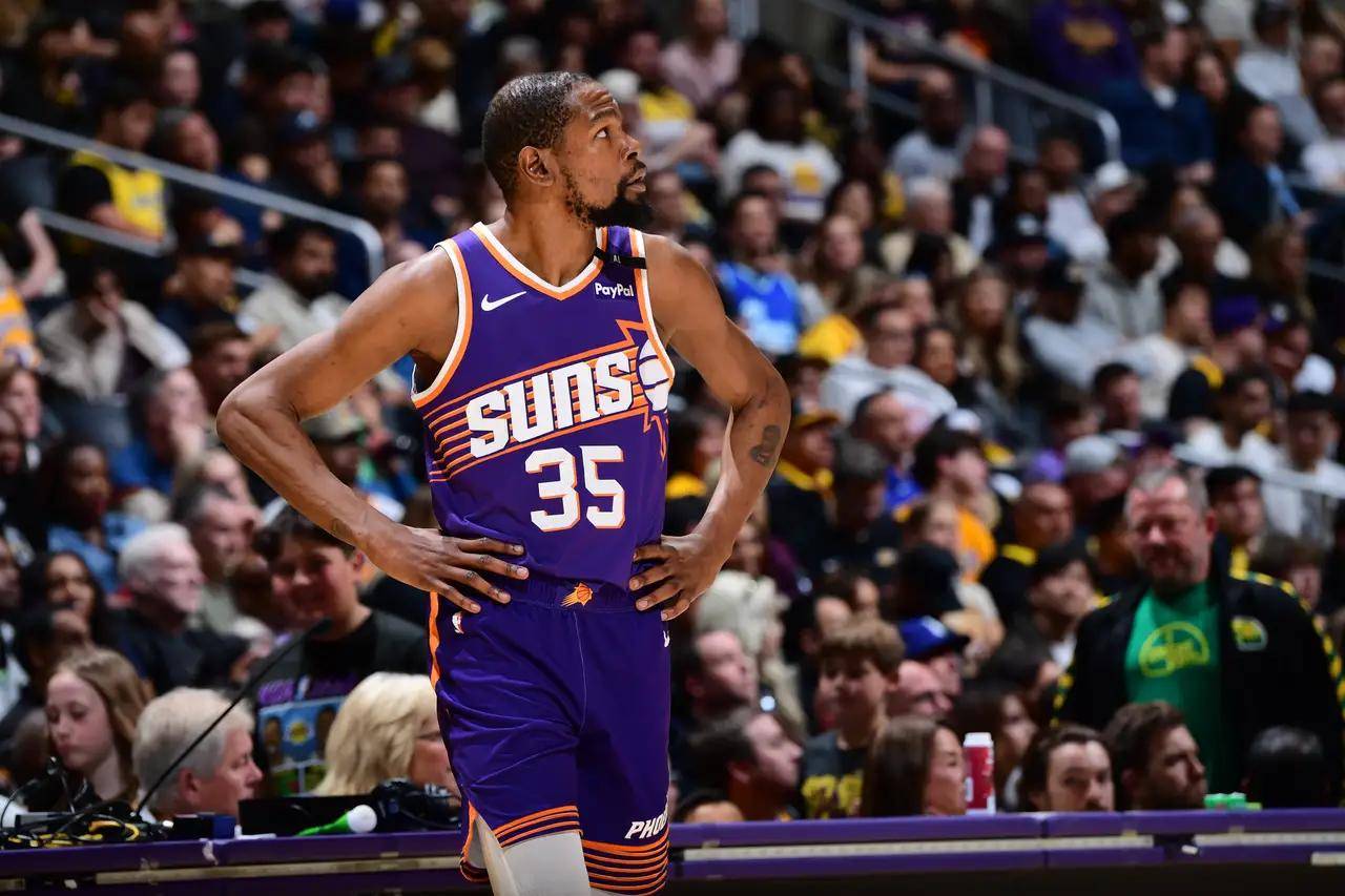 76人客场战胜独行侠，豪取四连胜