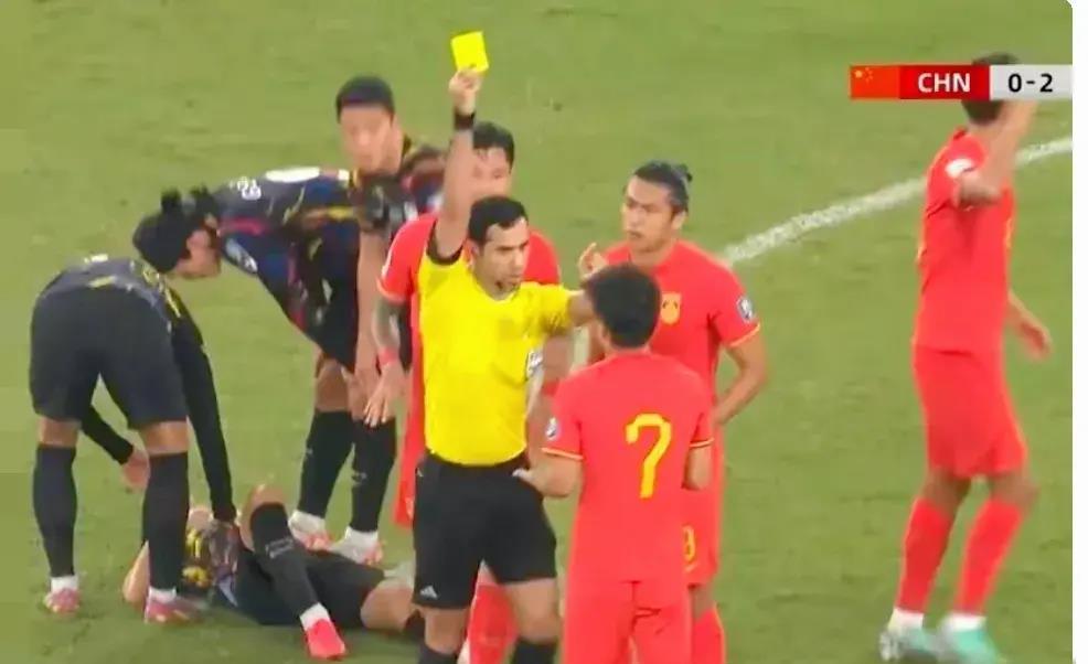 惊险比赛疑云，裁判判罚引争议！