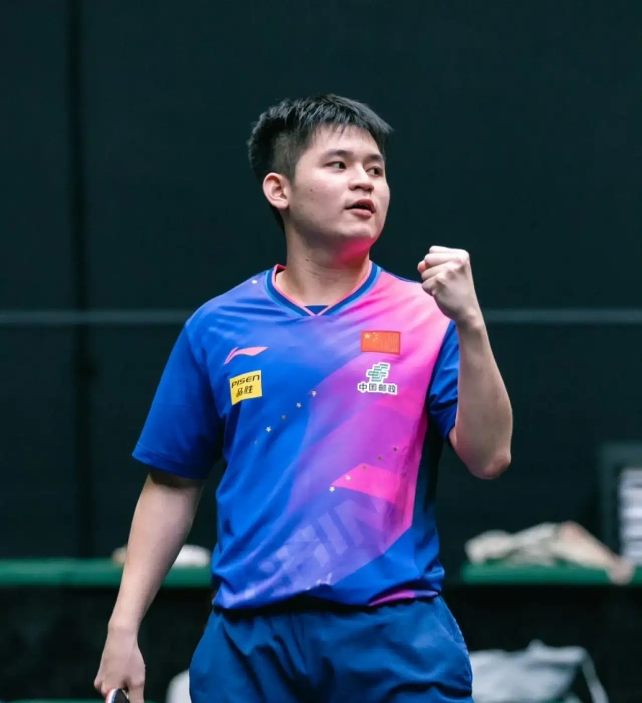 GEN血洗SHR，Oner极限生还后反打峡谷大战半决赛，锁定晋级资格