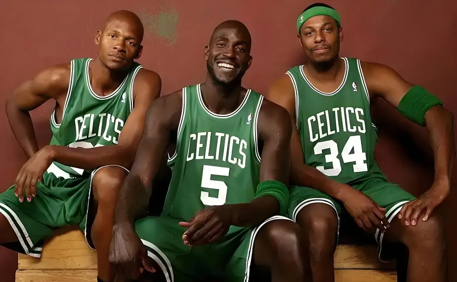 老鹰队逆转战胜凯尔特人队，球队状况一片大好