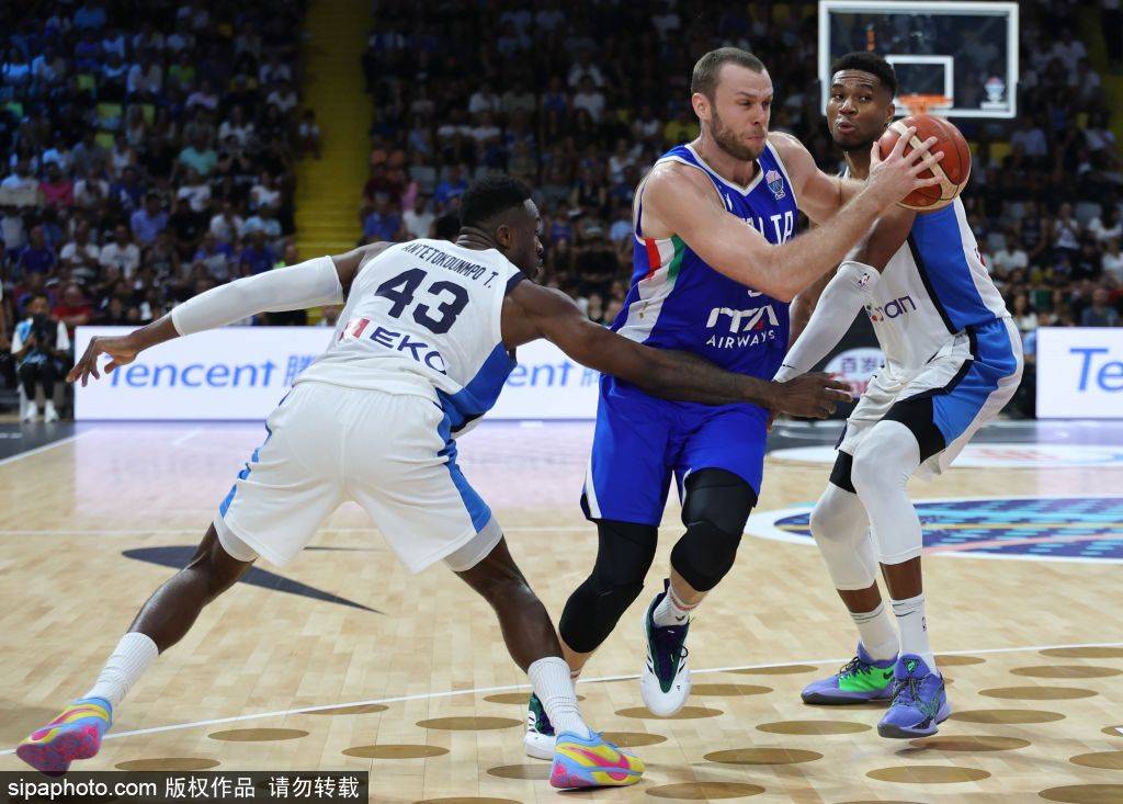 平安证券男篮绝地反击，豪取胜利