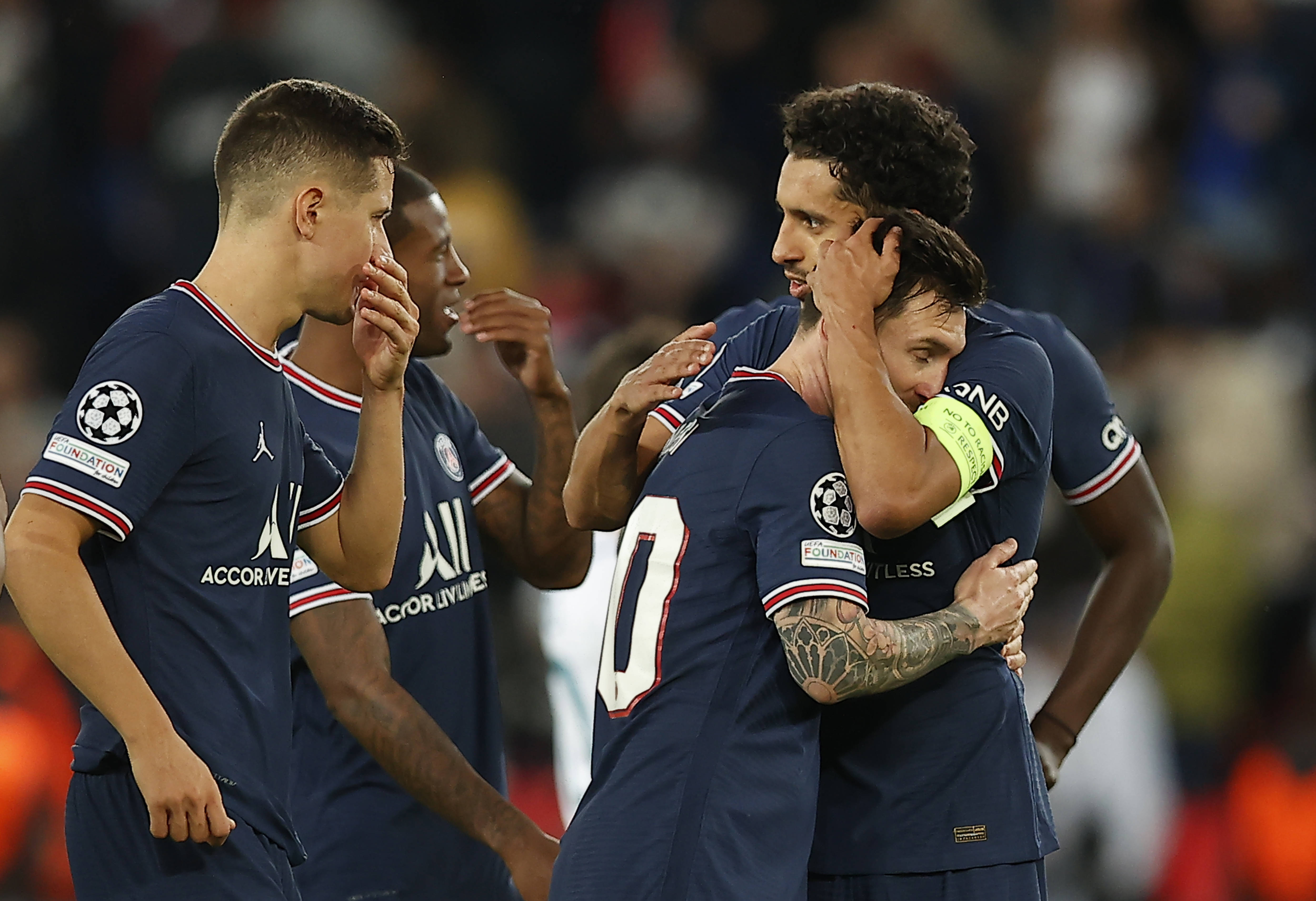 九游游戏-巴黎圣日尔曼女足球队备战国际比赛