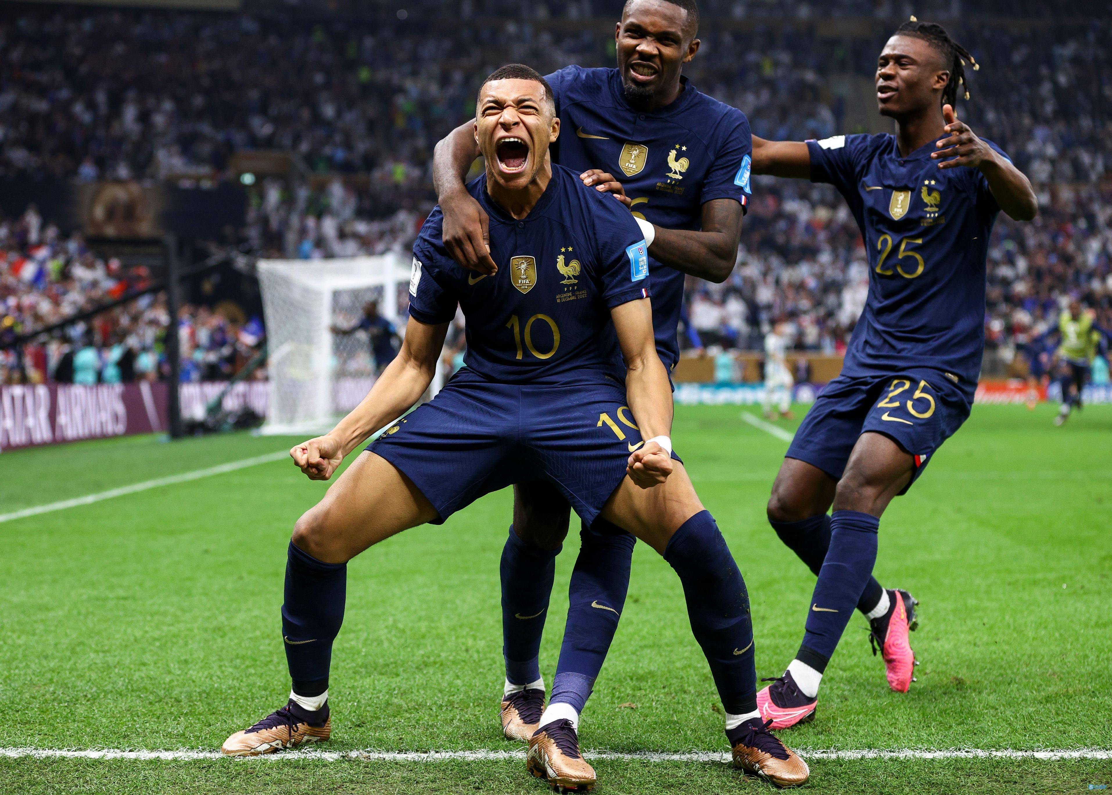 土耳其大胜僵持，欧预赛资格赛赛场焦点