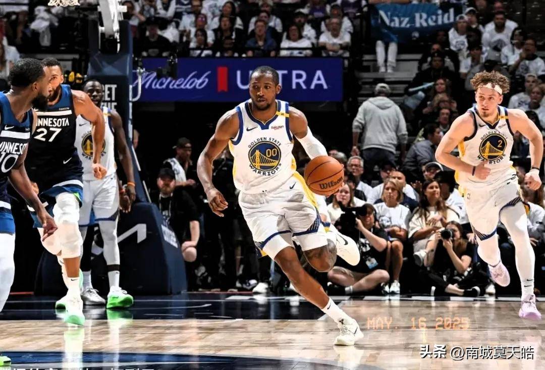 九游娱乐官方网站-包含勇士球员集体伤退，季后赛前景黯淡的词条