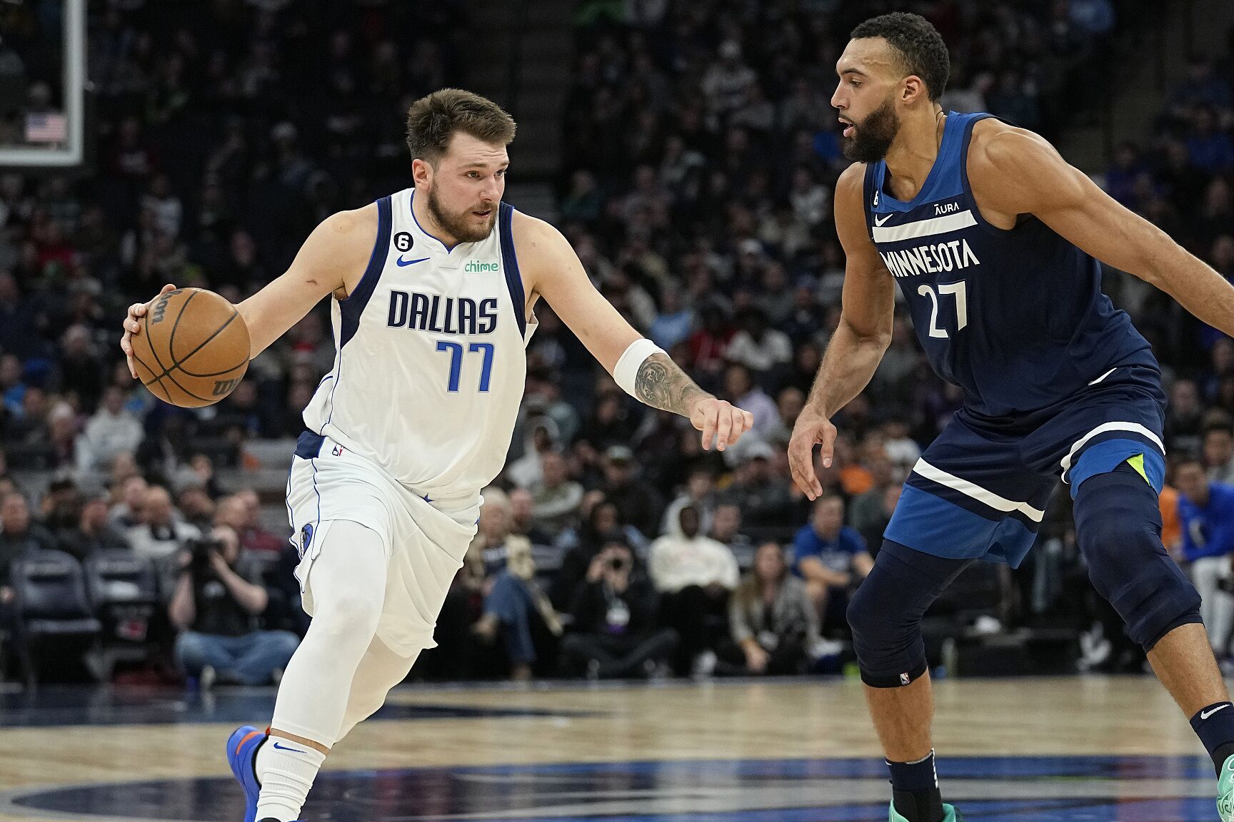 九游娱乐官方-关于雷霆力克四川队，戈贝尔高光表现的信息