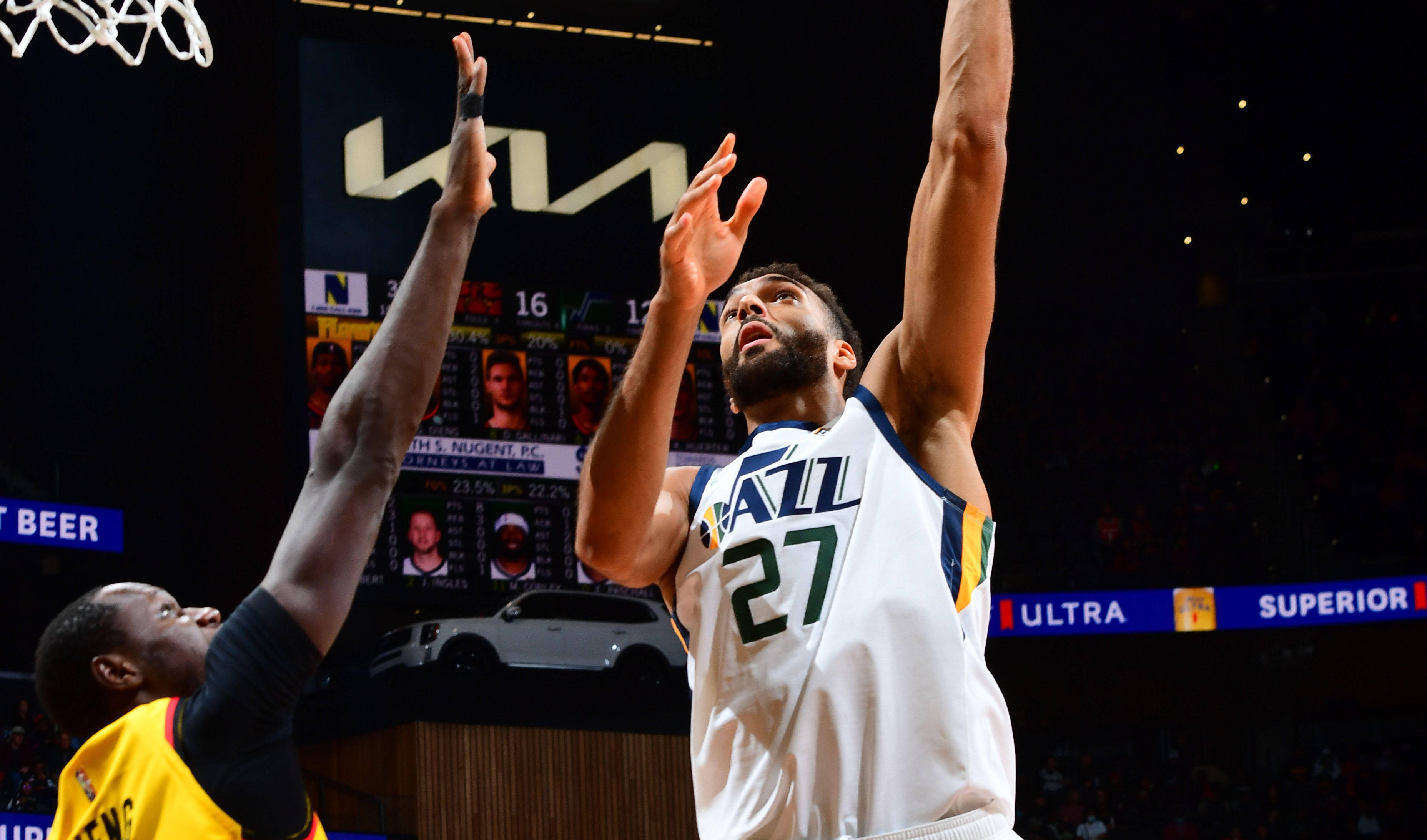 关于雷霆力克四川队，戈贝尔高光表现的信息