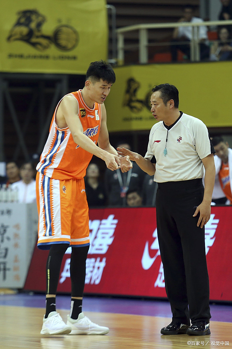 深圳队完胜山西队，张镇麟统治全场