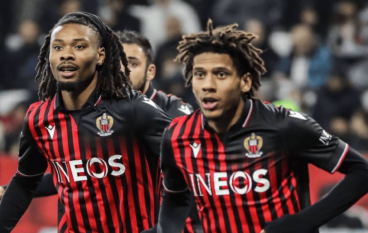 法国队翻盘马来西亚队，黄鸭组合统治全场的简单介绍